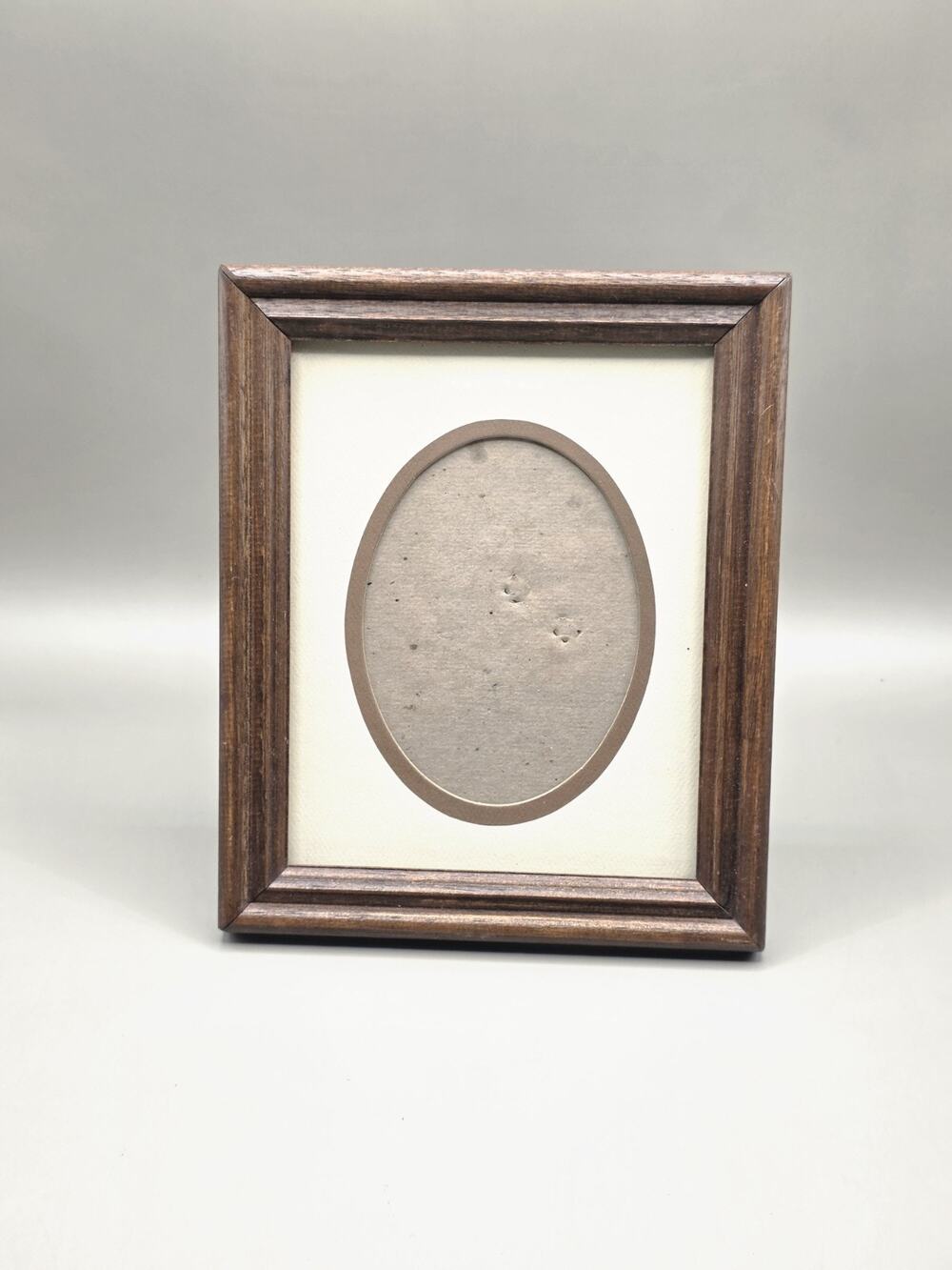 Vintage Wood Photo Frame 5×7 MCM Oval Matted